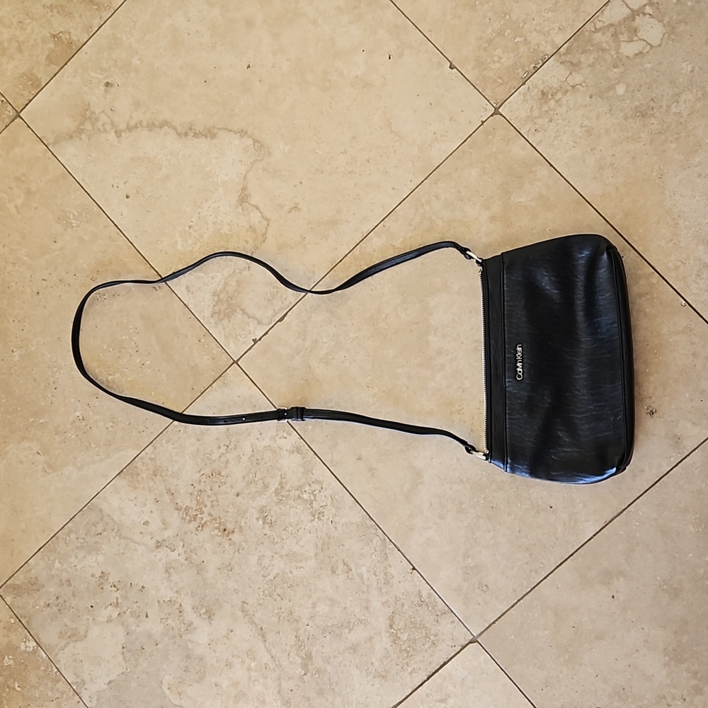 🆕️  Calvin Klein Black Crossbody Purse